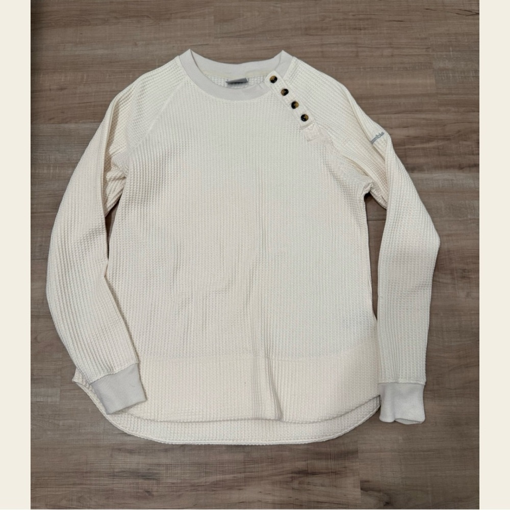 Columbia long sleeve top! Cross listed on Mercari and Curtsy! - Picture 1 of 3